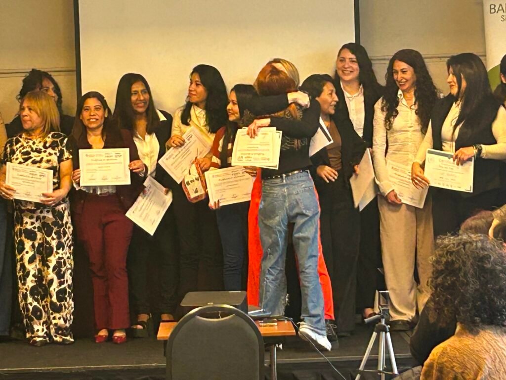 Mujeres en oficios FCT 2
